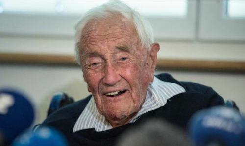 Lời trăn trối của tiến sĩ 104 tuổi ra đi bằng cái chết êm ái