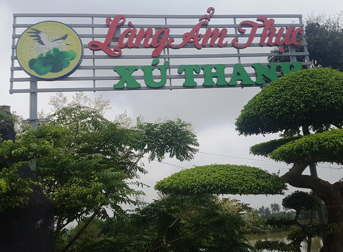 Choáng ngợp khu ẩm thực trái phép của em trai bí thư TP Thanh Hóa