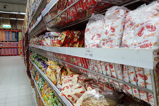 Báo lãi đều đặn, cổ phiếu mì tôm, Kem Thủy Tạ vẫn bị thị trường ngó lơ