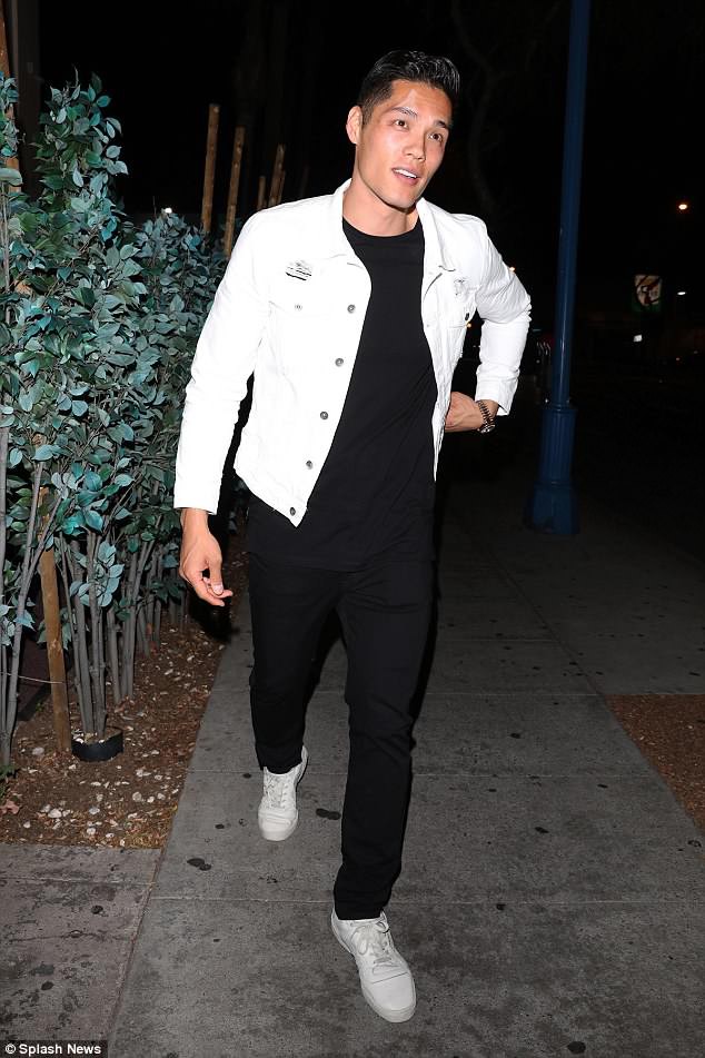 Phản ứng của vệ sĩ Kylie khi được hỏi về nghi vấn là cha bé Stormi càng khiến dân tình hoang mang