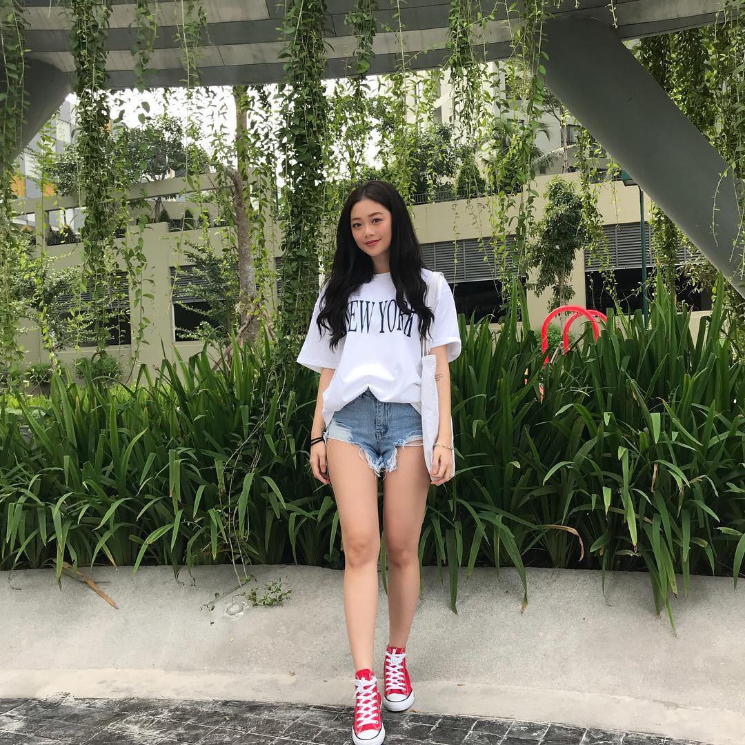 Nhân tố mới của làng lookbook Sài Gòn: Cao 1m68, thần thái sang chảnh có thừa