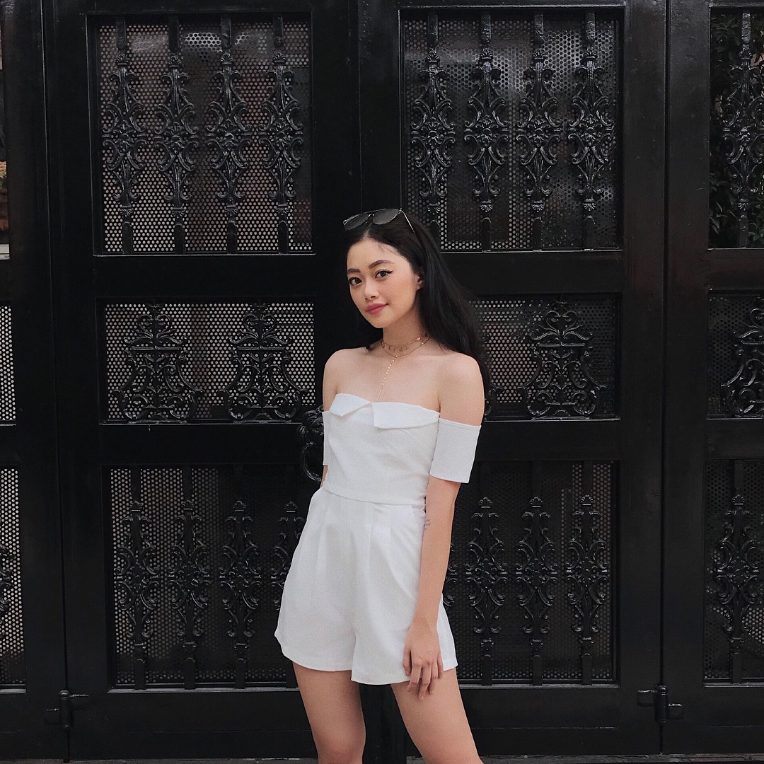 Nhân tố mới của làng lookbook Sài Gòn: Cao 1m68, thần thái sang chảnh có thừa Nhân tố mới của làng lookbook Sài Gòn: Cao 1m68, thần thái sang chảnh có thừa