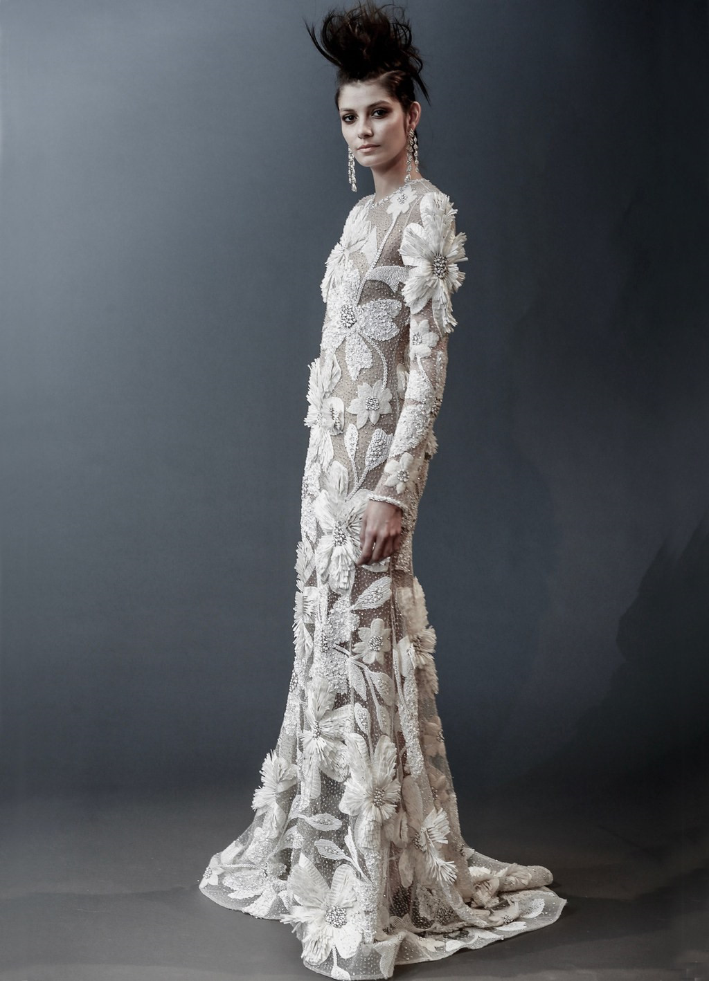 15 kiểu váy cưới hứa hẹn gây sốt năm nay