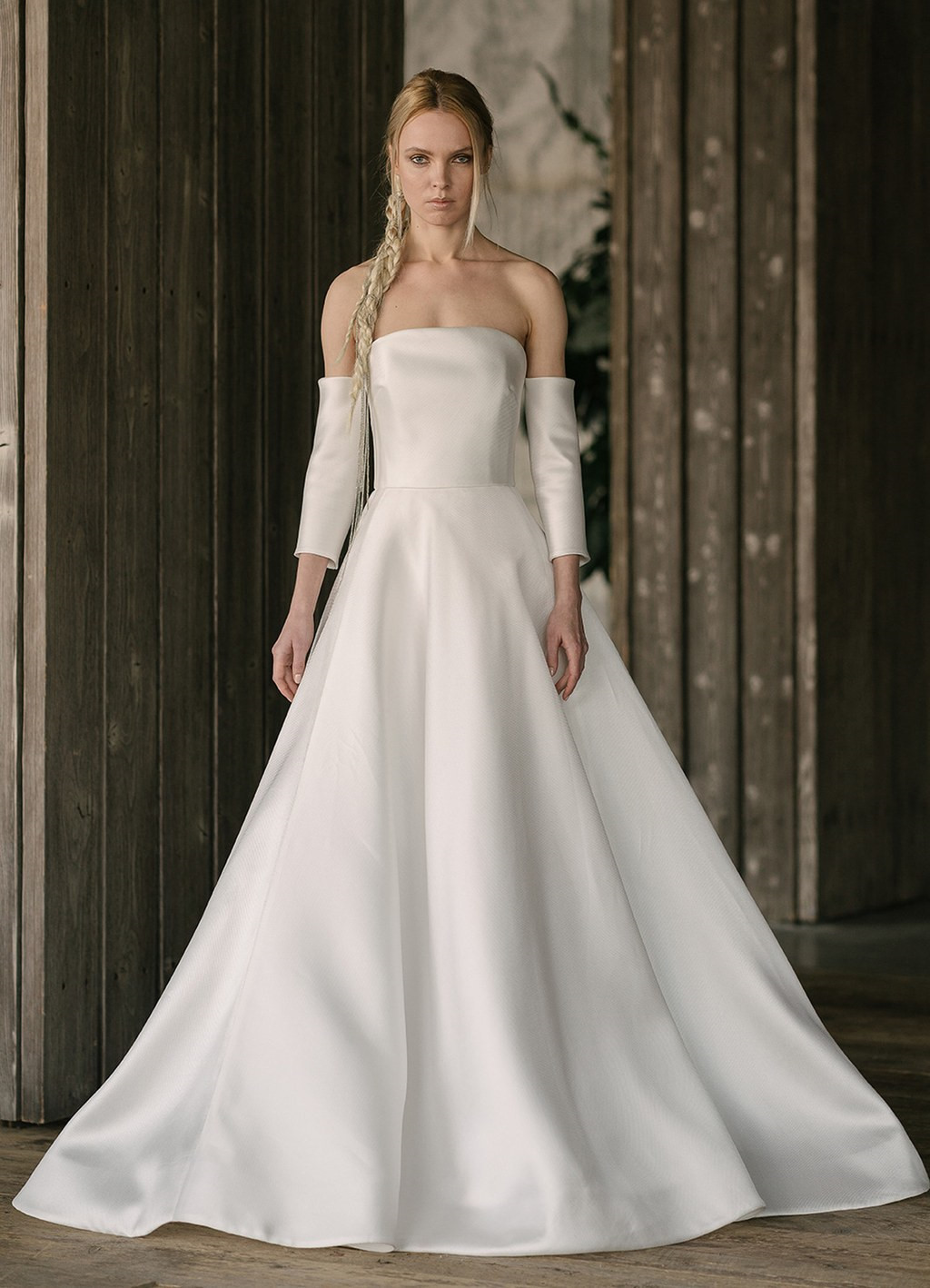 15 kiểu váy cưới hứa hẹn gây sốt năm nay