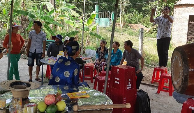 Tìm suốt 5 ngày, mẹ rụng rời hay tin con bị giấu xác ở bờ ruộng