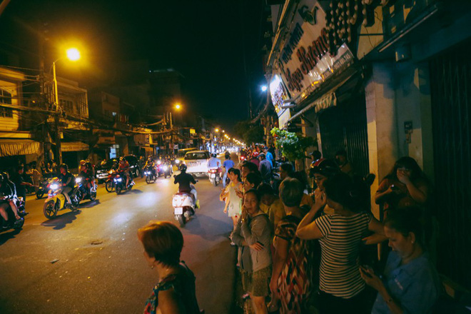 Hiện trường vụ án mạng kinh hoàng trên đường CMT8 khiến 6 hiệp sĩ đường phố bị băng cướp đâm thương vong