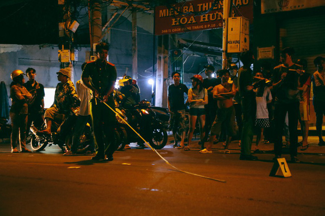 Hiện trường vụ án mạng kinh hoàng trên đường CMT8 khiến 6 hiệp sĩ đường phố bị băng cướp đâm thương vong