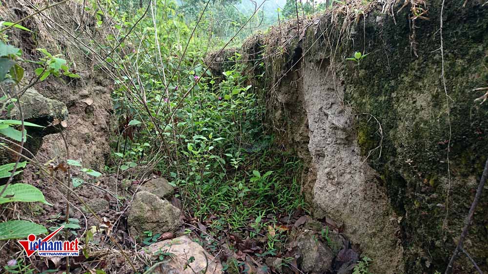 Chuyện lạ: Xã nghèo chịu chơi bỏ 9 tỷ làm không nổi 1km đường