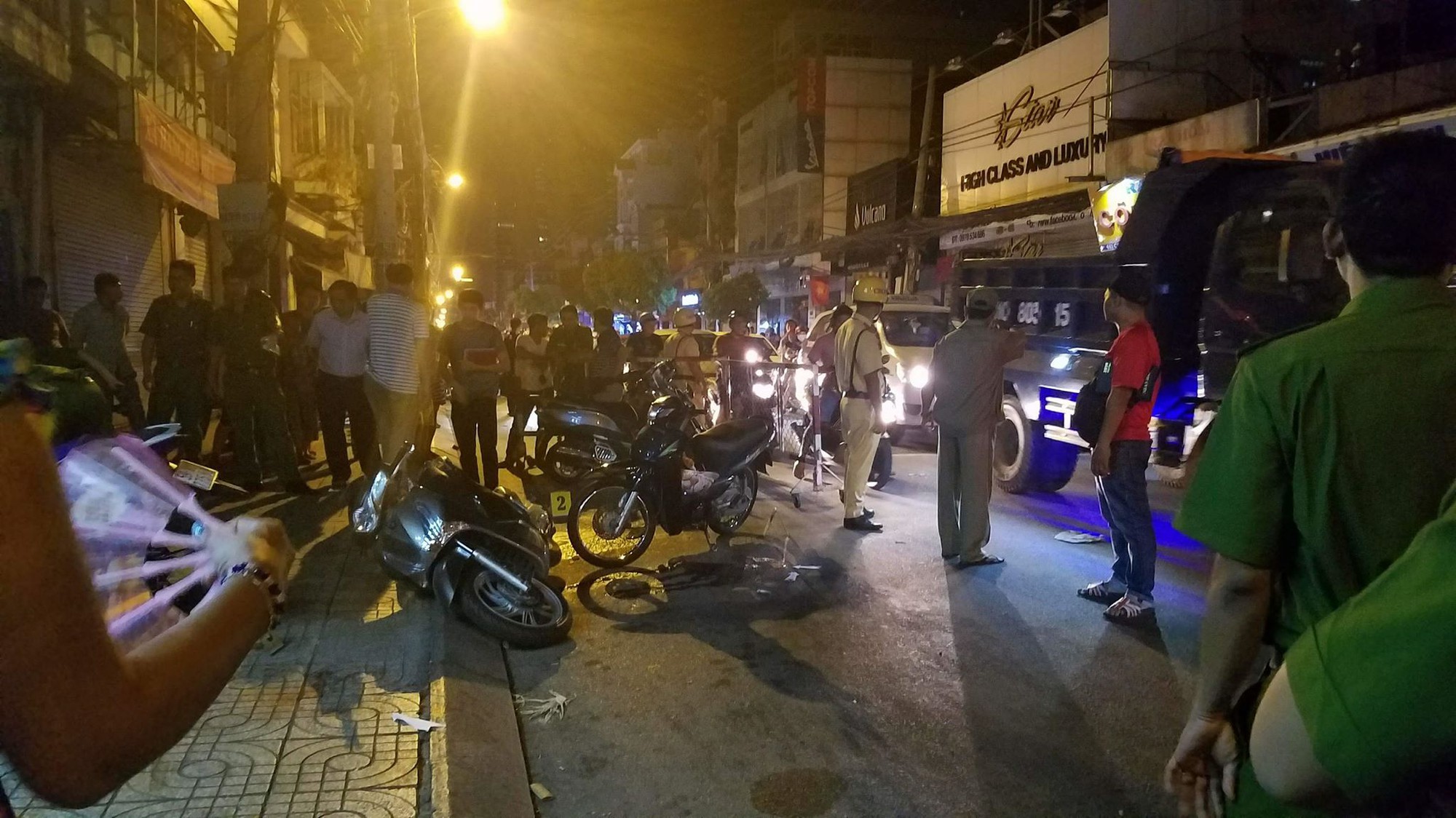 Nhân chứng vụ 5 hiệp sĩ bị băng trộm SH đâm thương vong: Nhóm trộm bỏ chạy ngay sau đó, 4 tên chạy đi theo 2 hướng khác nhau