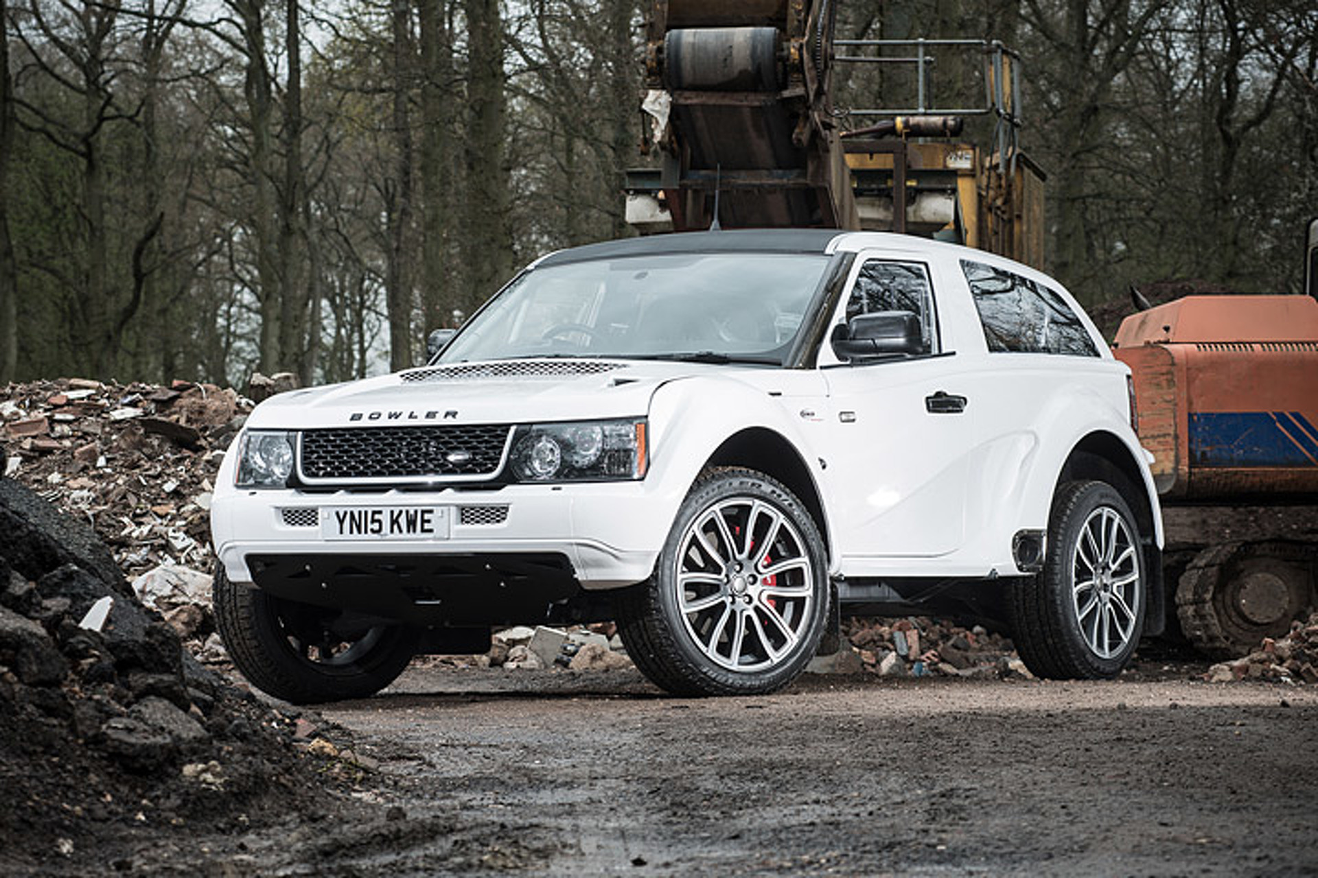 Chiêm ngưỡng 13 mẫu SUV đắt giá nhất mọi thời đại