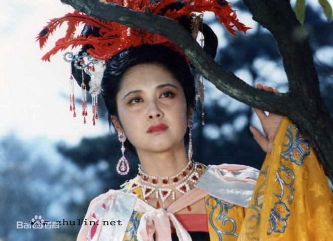 Đệ nhất mỹ nhân Tây Du Ký: Nữ vương Nữ Nhi Quốc đẹp rạng ngời dù đã vào tuổi 66