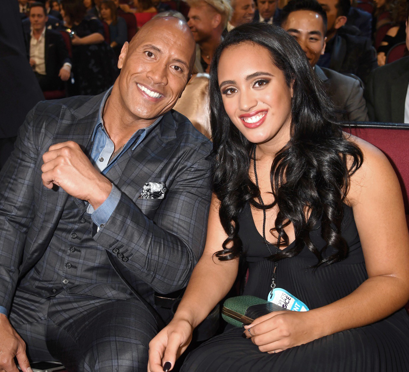 The Rock: Người đàn ông khổng lồ cơ bắp sở hữu trái tim dịu dàng và tôn trọng phụ nữ