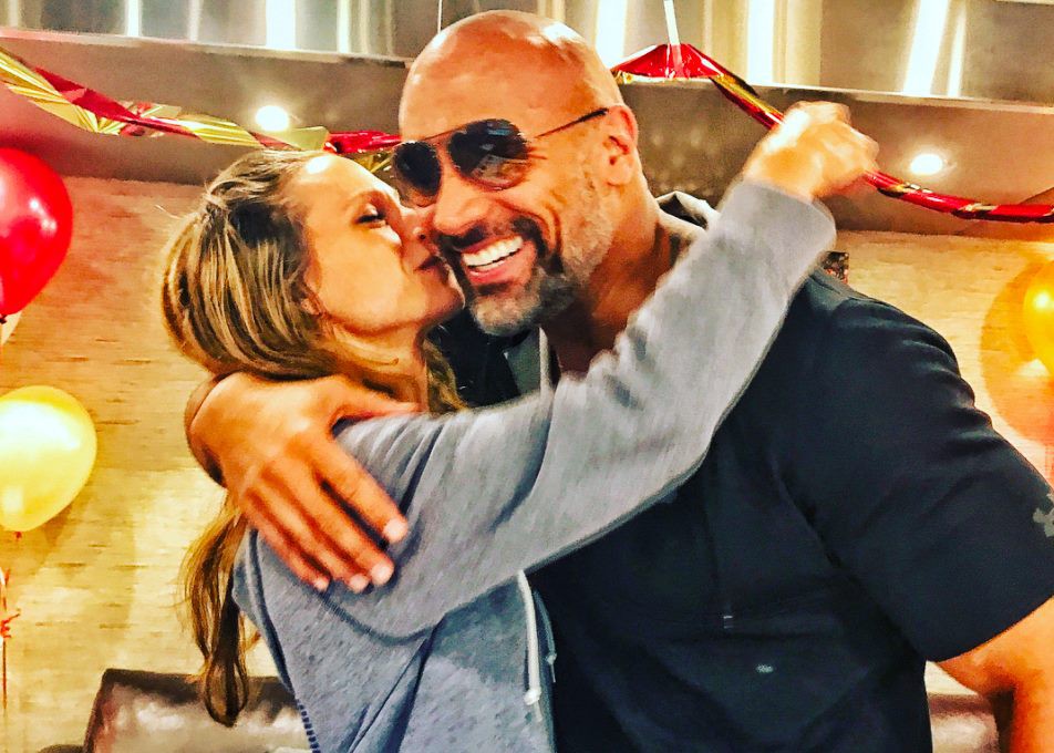 The Rock: Người đàn ông khổng lồ cơ bắp sở hữu trái tim dịu dàng và tôn trọng phụ nữ