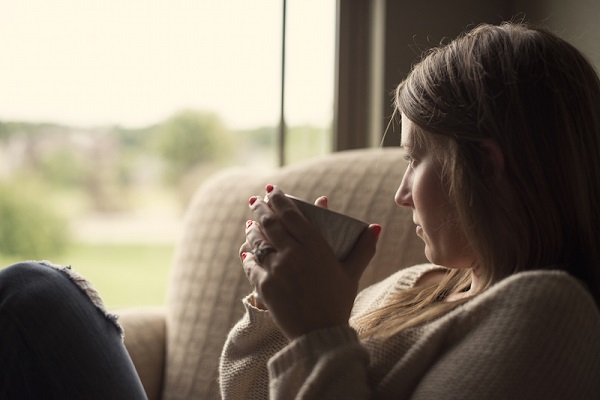 Ngay khi thợ chụp ảnh lỡ miệng nói ra chi phí, chồng sắp cưới của tôi đã nổi khùng lên mắng chửi tôi và đùng đùng bỏ về