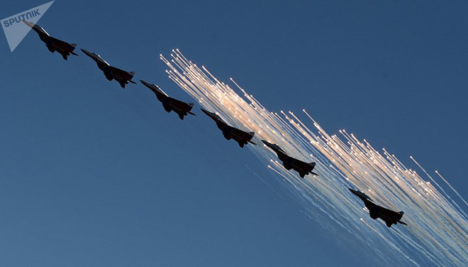 Mãn nhãn màn biểu diễn trên không của máy bay Nga