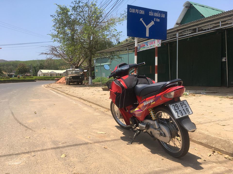 Sau chầu nhậu, anh shipper cùng bạn lạc từ Hà Nội vào Cà Mau rồi sau đó ở lại Sài Gòn không về nữa Sau chầu nhậu, anh shipper cùng bạn lạc từ Hà Nội vào Cà Mau rồi sau đó ở lại Sài Gòn không về nữa