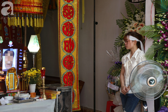 Đám tang hiệp sĩ bị cướp đâm tử vong: Từ nhỏ Nam đã thích làm hiệp sĩ, tôi nói sợ cảnh con bắt cướp lắm mà nó cứ bảo không sao đâu