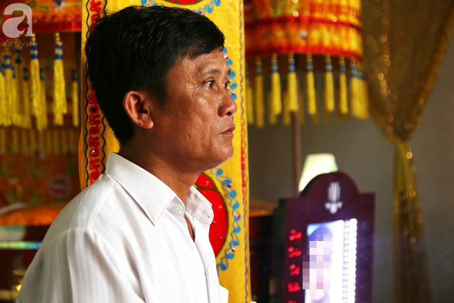 Dòng người lặng lẽ đến viếng hiệp sĩ Nam tại nhà riêng, để lại những dòng chia sẻ xúc động