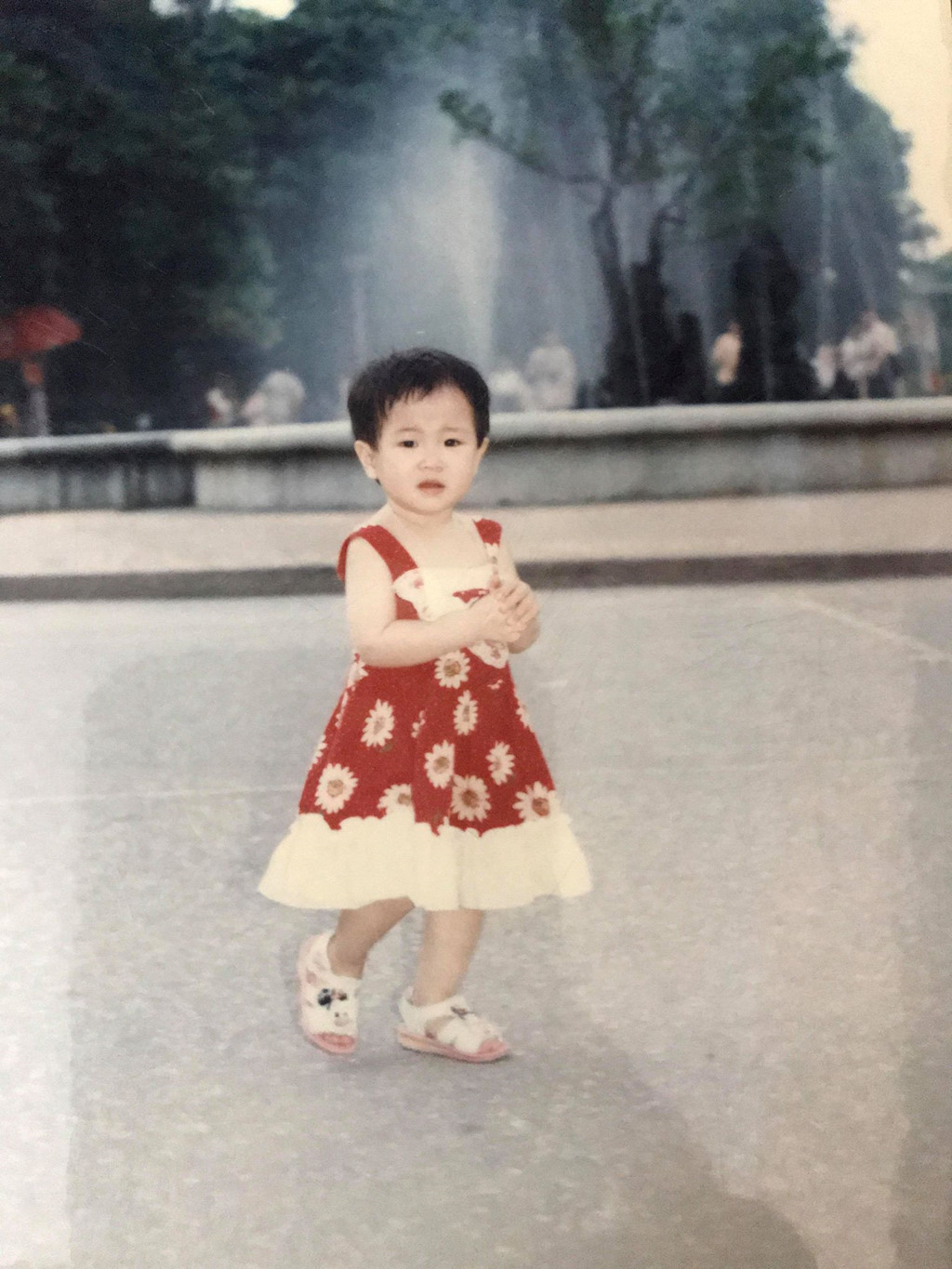 Hoa khôi Ngoại giao 2018 đã dậy thì thành công thế nào?