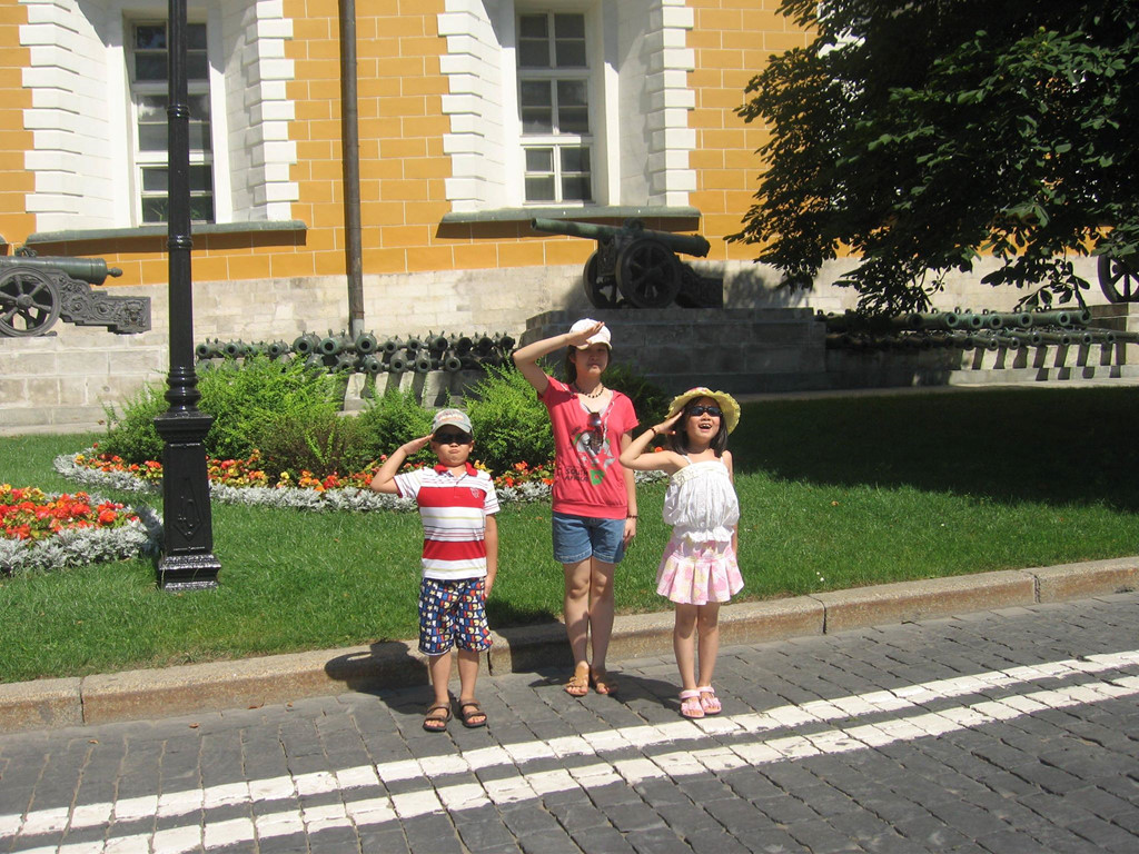 Hoa khôi Ngoại giao 2018 đã dậy thì thành công thế nào?