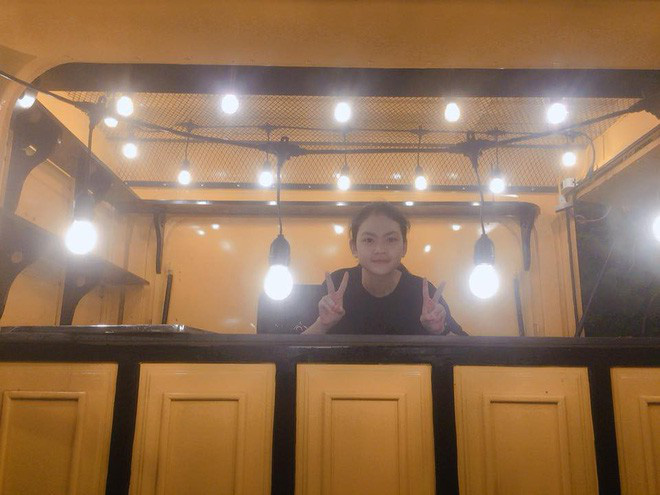 Series ảnh tình yêu không có lỗi, lỗi tại bạn chơi với toàn đứa chụp hình ít tâm