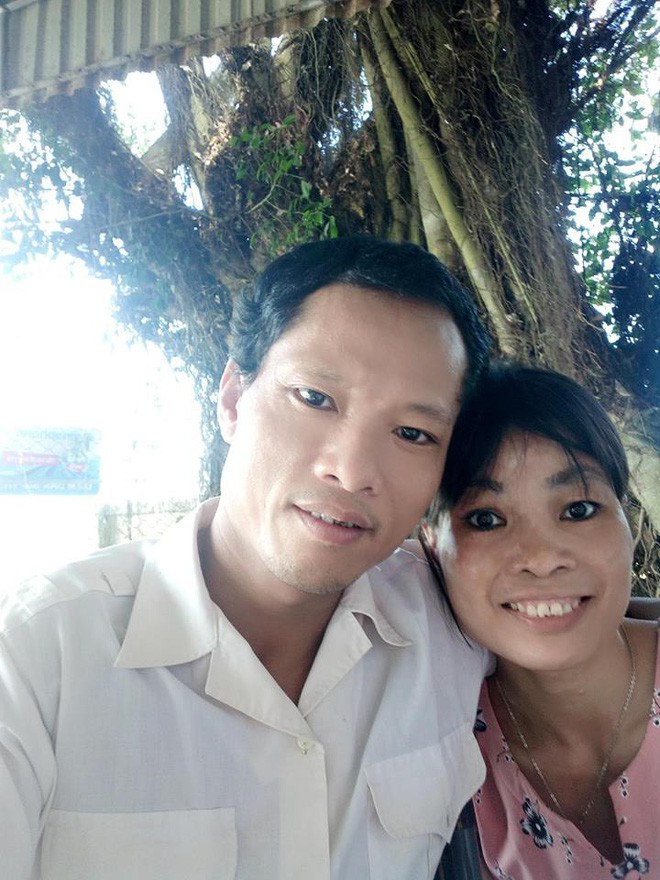 Em sống không tiếc một kiếp người: Đám cưới xúc động của cô dâu khuyết tật tay chân và chú rể phải nhờ bạn đi đón dâu hộ Em sống không tiếc một kiếp người: Đám cưới xúc động của cô dâu khuyết tật tay chân và chú rể phải nhờ bạn đi đón dâu hộ
