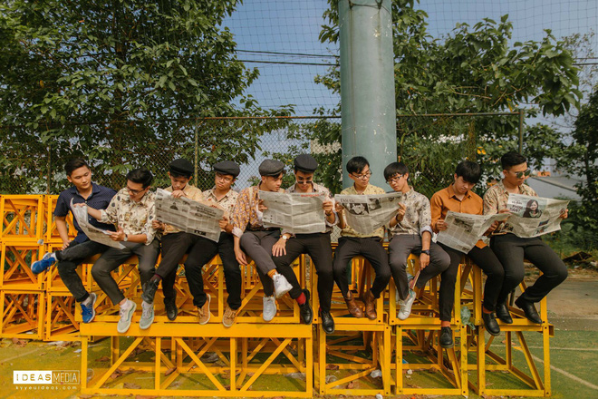 HS trường Trưng Vương Sài Gòn chụp ảnh kỷ yếu theo phong cách Phía trước là bầu trời HS trường Trưng Vương Sài Gòn chụp ảnh kỷ yếu theo phong cách Phía trước là bầu trời