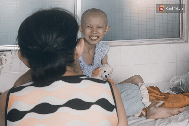 Trang nhật ký xúc động về mẹ của cậu trai bị liệt nửa người và tâm sự của những đứa con không còn mẹ