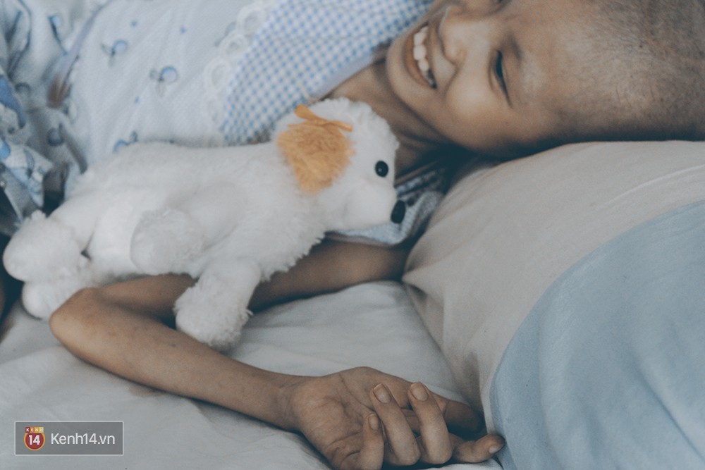 Trang nhật ký xúc động về mẹ của cậu trai bị liệt nửa người và tâm sự của những đứa con không còn mẹ