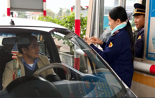 Bộ Giao thông đề xuất bỏ quy định trạm thu phí phải cách nhau 70 km