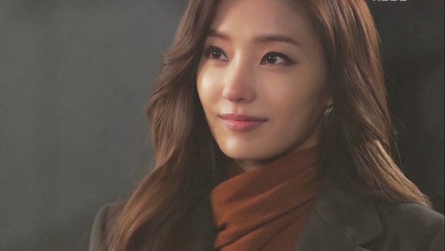 Cuộc đời tôi như rơi xuống vực thẳm kể từ lúc nhận được cuộc điện thoại lạ trong đêm công tác xa nhà