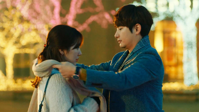 Trong tình yêu, im lặng không phải là vàng mà chính là liều thuốc độc kết liễu những tháng năm hạnh phúc