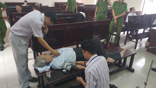 Cho Nguyễn Khắc Thủy hưởng án treo, HĐXX phúc thẩm nhận định gì?