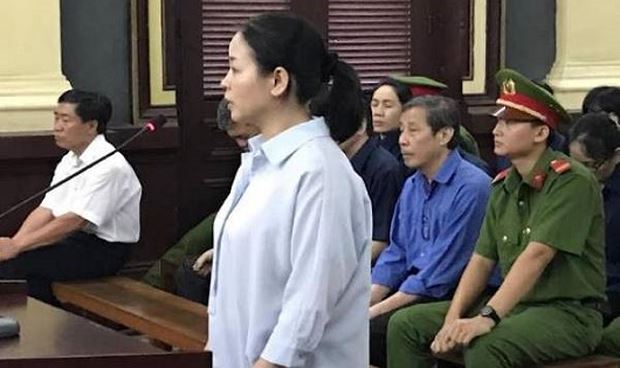 Kêu cứu của công ty Phương Trang trong vụ án đại gia Hứa Thị Phấn: Thực nợ 3.936 tỉ, bị kê biên tới… 15 ngàn tỉ