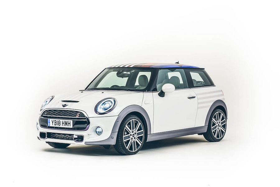 MINI giới thiệu Cooper S đặc biệt mừng đám cưới Hoàng gia Anh MINI giới thiệu Cooper S đặc biệt mừng đám cưới Hoàng gia Anh