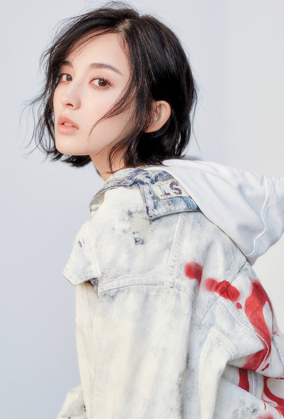 Cổ Lực Na Trát: Từ bông hoa Tân Cương rực rỡ tới ngôi sao bị chửi nhất showbiz Hoa ngữ