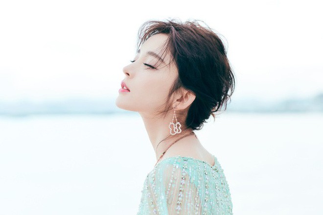 Cổ Lực Na Trát: Từ bông hoa Tân Cương rực rỡ tới ngôi sao bị chửi nhất showbiz Hoa ngữ