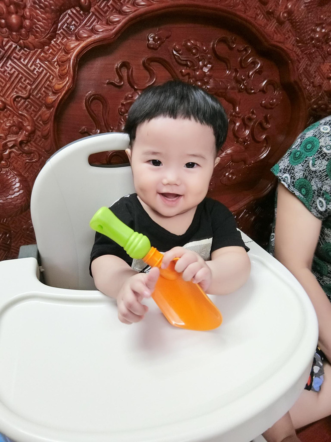 Chuyện buồn mùa hè của Thị Đậu và đồng bọn: Khi mẹ thích con tóc đuôi gà nhưng các bà chỉ muốn húi cua cho mát