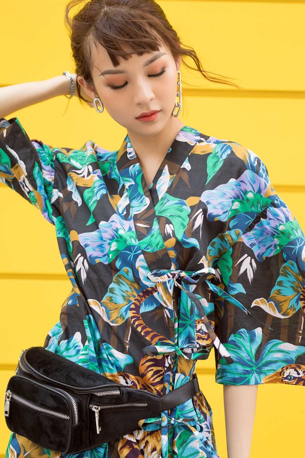 Phí Phương Anh gợi ý thời trang búp bê xuống phố