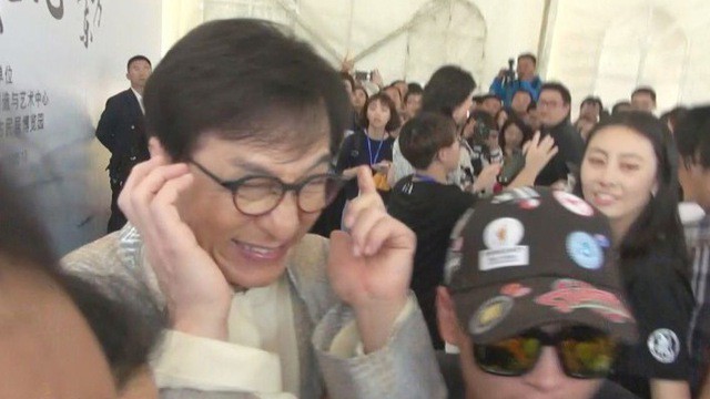 Sau 20 năm, vợ Thành Long chủ động gặp người tình của chồng giải quyết chuyện con rơi?