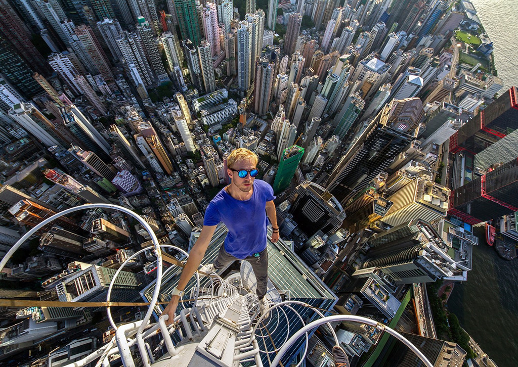 Thử thách nóc nhà chọc trời gây chết người đã đến Việt Nam?