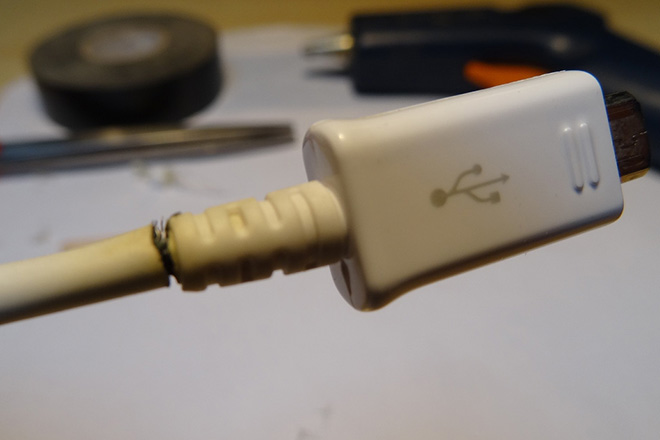 Tại sao không nên sửa chữa cáp sạc khi chúng bị hư hỏng?