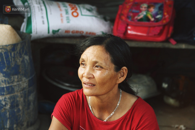 Người mẹ nghèo sinh 14 đứa con ở Hà Nội: Cố gắng tích góp để lỡ nằm xuống còn có cỗ quan tài, chứ chẳng phiền các con