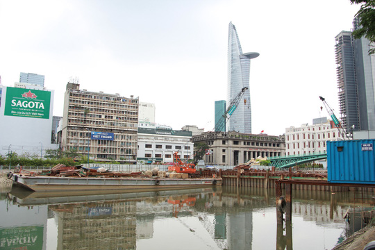 Vì sao TP HCM chi ngàn tỉ nhưng vẫn ngập?