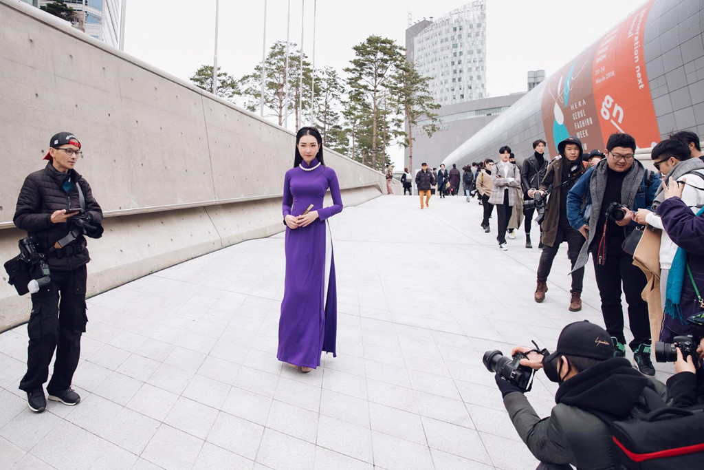 Nét đẹp dịu dàng, trong sáng của Nàng thơ xứ Huế Ngọc Trân