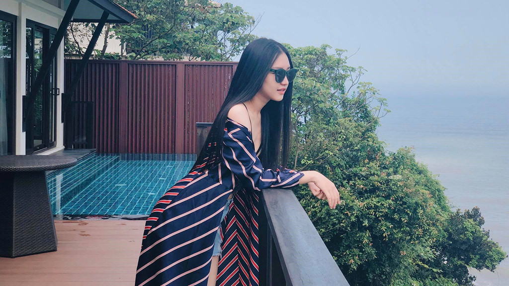 Nét đẹp dịu dàng, trong sáng của Nàng thơ xứ Huế Ngọc Trân