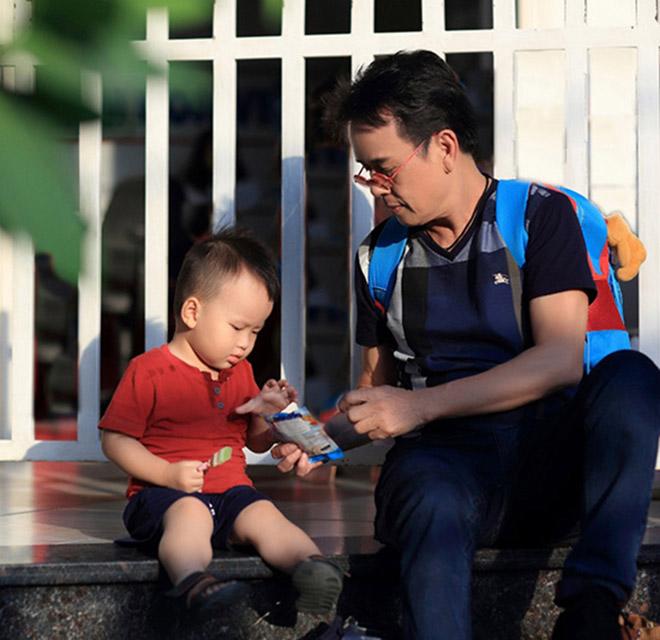 3 sao Việt lấy vợ từng là fan của mình, lại chênh nhau đến hàng chục tuổi