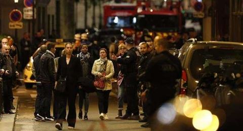 Pháp bắt giữ hai phụ nữ liên quan tới vụ tấn công bằng dao tại Paris