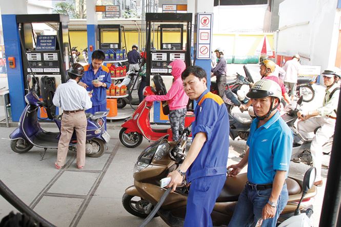 Cần minh bạch trước khi tăng thuế bảo vệ môi trường với xăng dầu