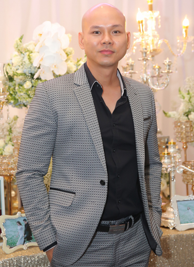 Vợ chồng Tuấn Hưng mừng đám cưới Lâm Vũ và người đẹp Việt kiều